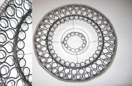 Drátovaná kolečka a srdíčka